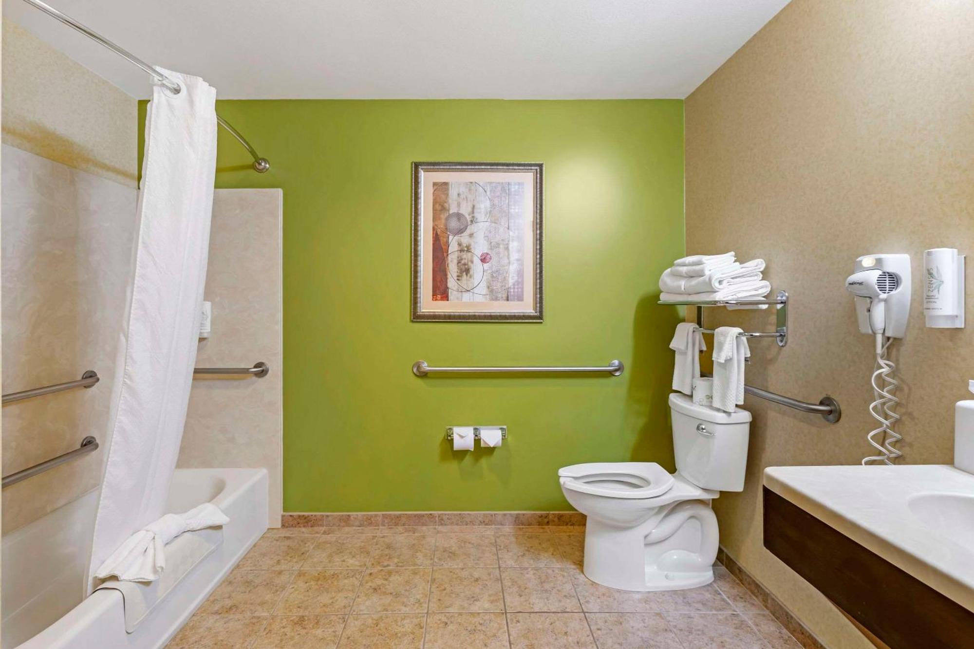 Sleep Inn & Suites Редмънд Екстериор снимка